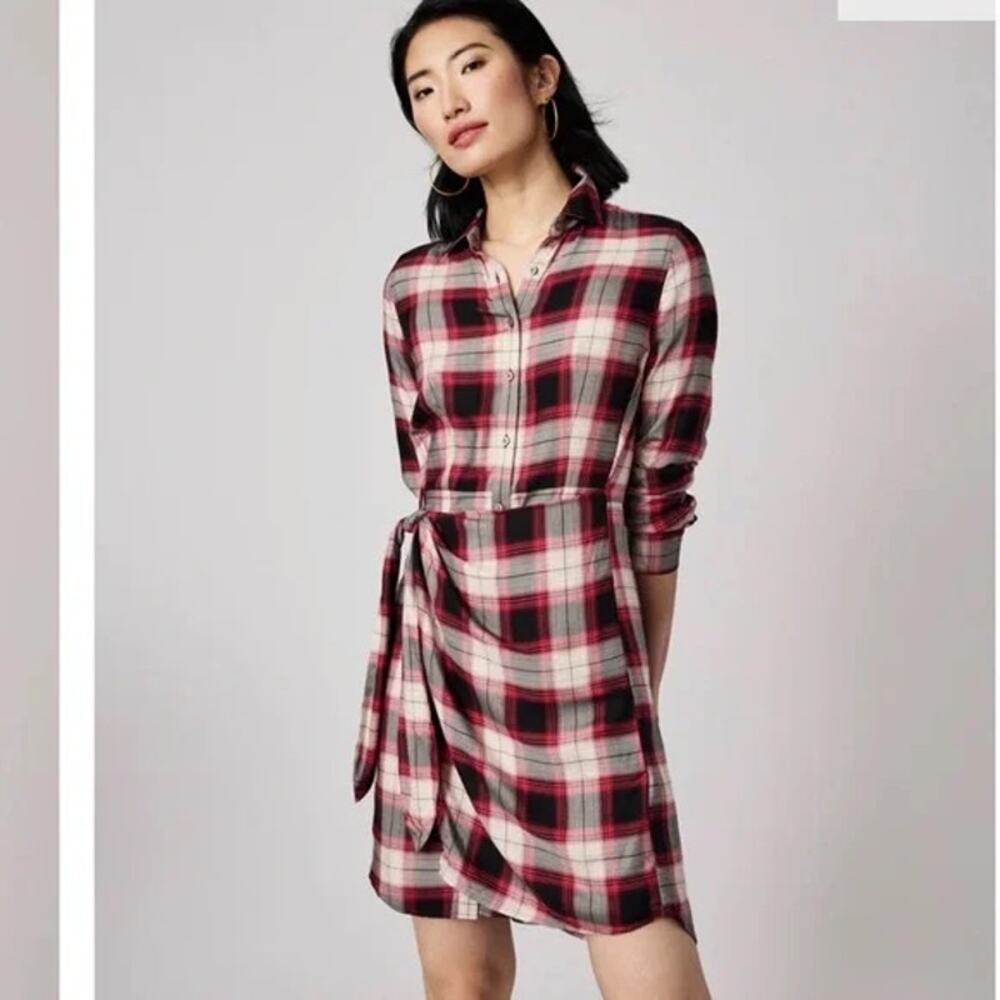 UNTUCKit Women's Plaid Wrap Dress Size 8 Knee Length Casual Fall